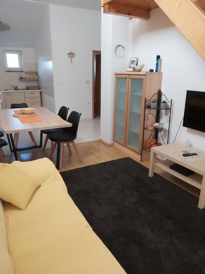 Apartment Niko Vir Ngoại thất bức ảnh